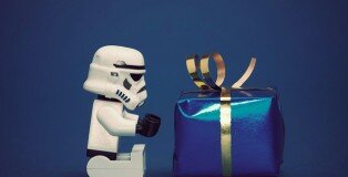 Fuente imagen: http://e3fabhckvfadprm2.zippykid.netdna-cdn.com/wp-content/uploads/2010/12/STORM-GIFT.jpg