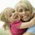 Fuente de la imagen: http://topricin.files.wordpress.com/2011/05/smiling-mom-and-daughter.jpg