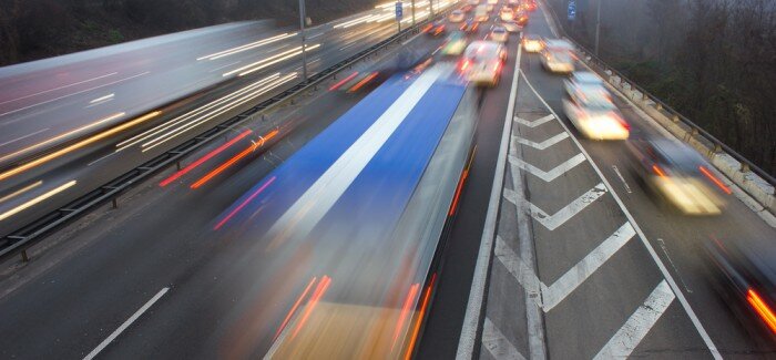 Carreteras del futuro serán iluminadas con energía renovable