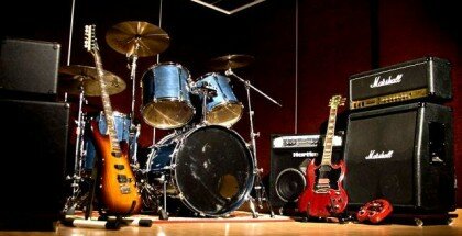 Fuente imagen: http://hk-magazine.com/sites/default/files/imagecache/item_image/music-issue-red-sound.jpg